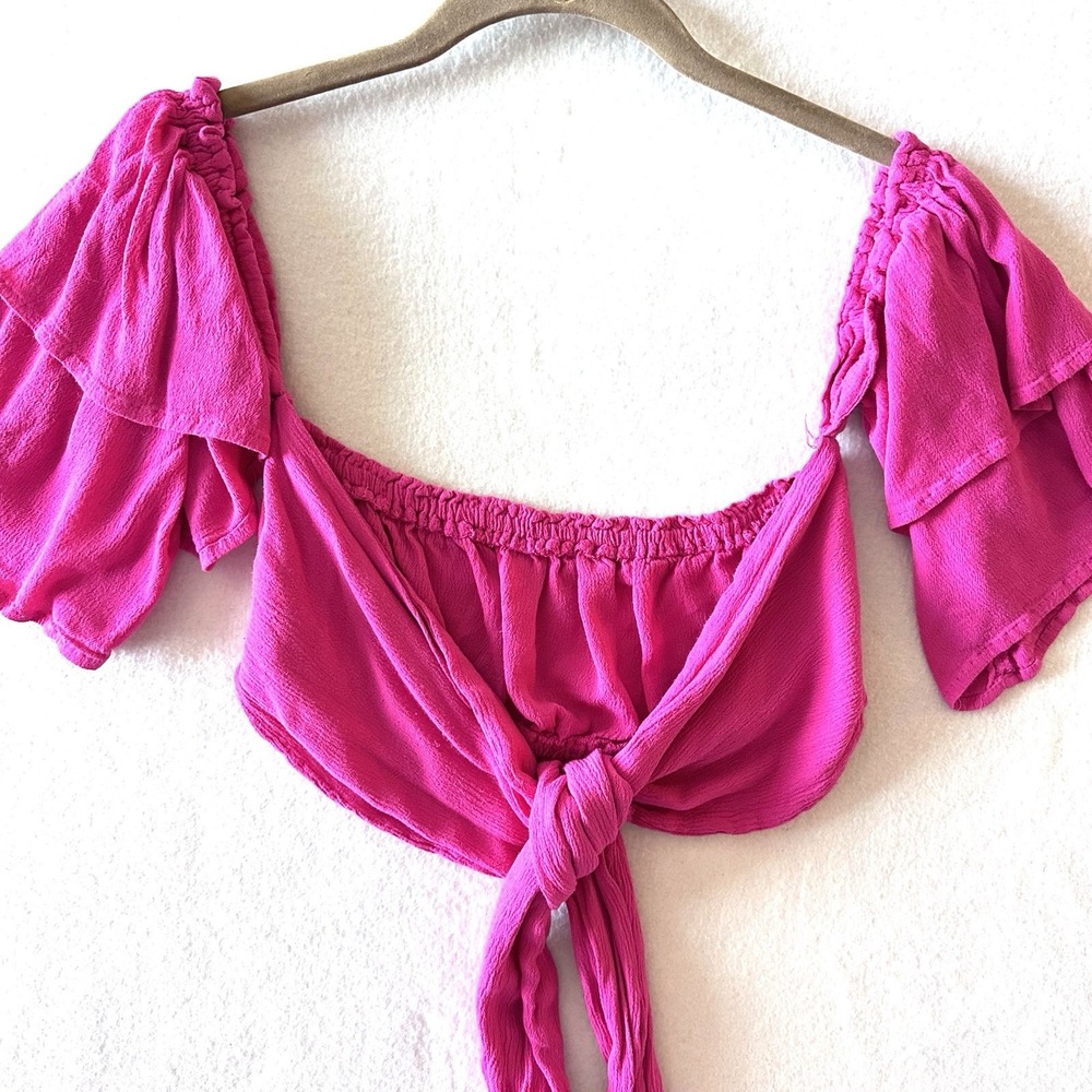 Meshki M Medium Aaliyah Tie-Front Crop Top Hot Pink Off Shoulder Poet Peasant‎